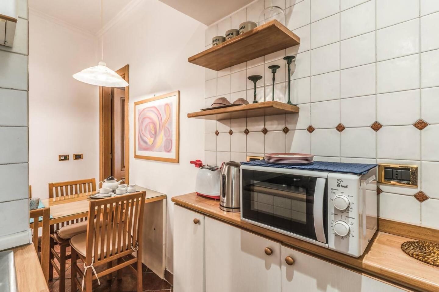 Apartamento Cozy Flat In Trevi Fountain Roma Exterior foto