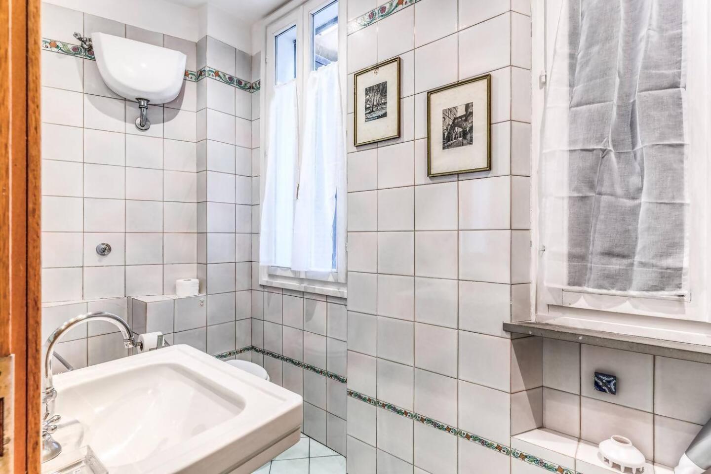 Apartamento Cozy Flat In Trevi Fountain Roma Exterior foto
